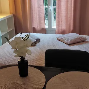 Provencal-style Appartement